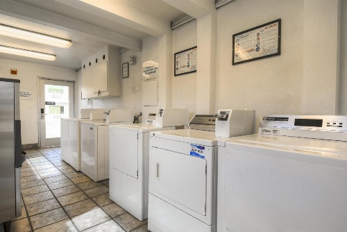 Motel 6-Las Vegas, NV - Tropicana image 9