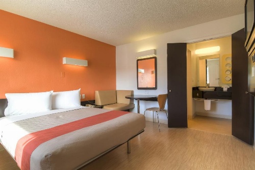 Motel 6-Las Vegas, NV - Tropicana image 13